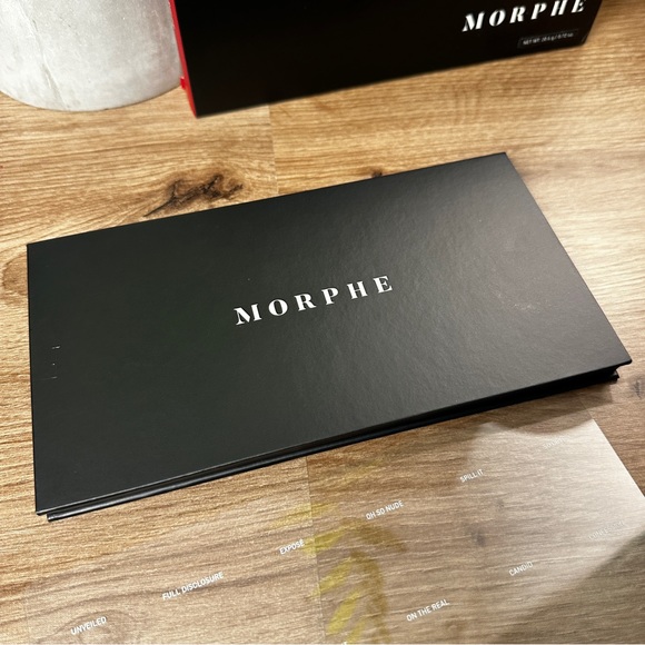 Morphe 18T Truth or Bare Eyeshadow Palette - Picture 4 of 5